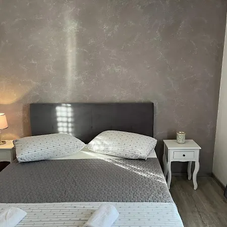 Apartments Lejla Apartament Podgora (Split-Dalmatia)