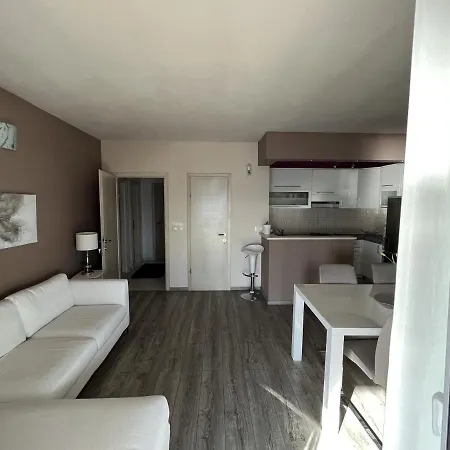 Apartments Lejla Apartament *