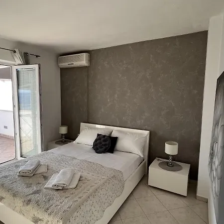 Apartments Lejla * Podgora (Split-Dalmatia)